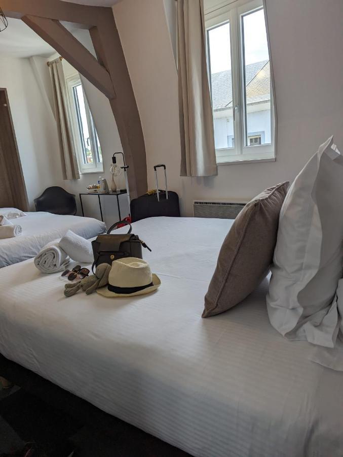 Hotel Le Lion D'Or Bernay  Exterior photo